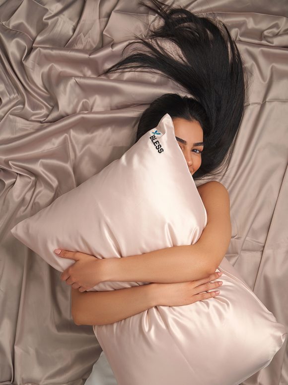 كڤر مخدة ساتان